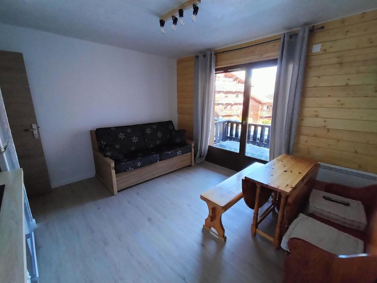 סן-ג'רבה-לה-באן Appartement Meuble Avec Vue Sur Les Montagnes Et Piscine L'Ete מראה חיצוני תמונה